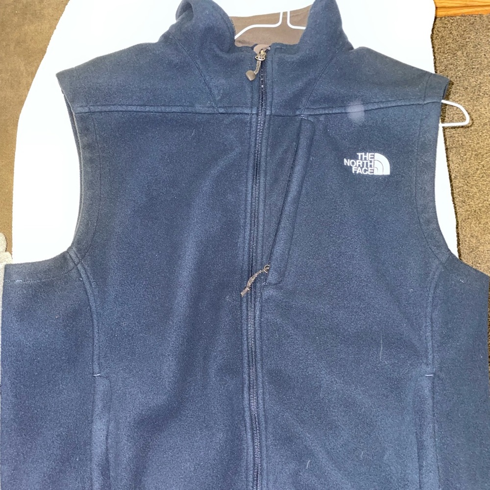North face vest